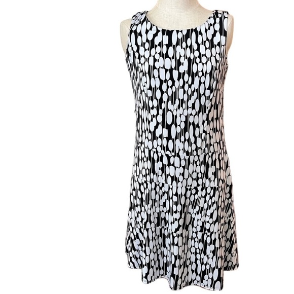 Dress Barn Size 10 Dress Fit & Flare Professional Workwear Sleeveless - Picture 2 of 9